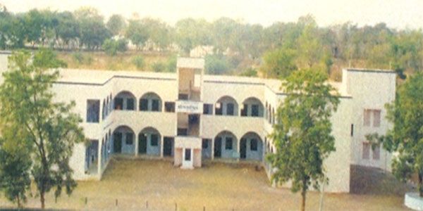Girls' hostel building and surrounding lawn